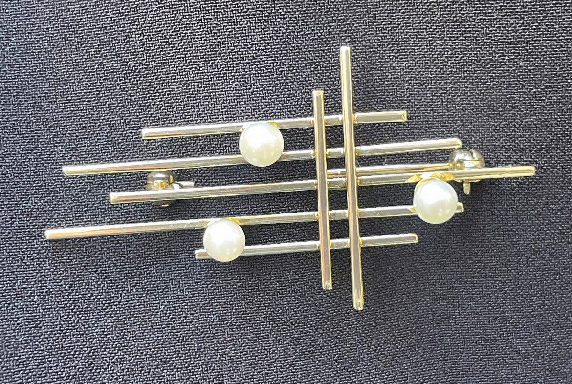 14 carat gold bar brooch with pearls - Image 4
