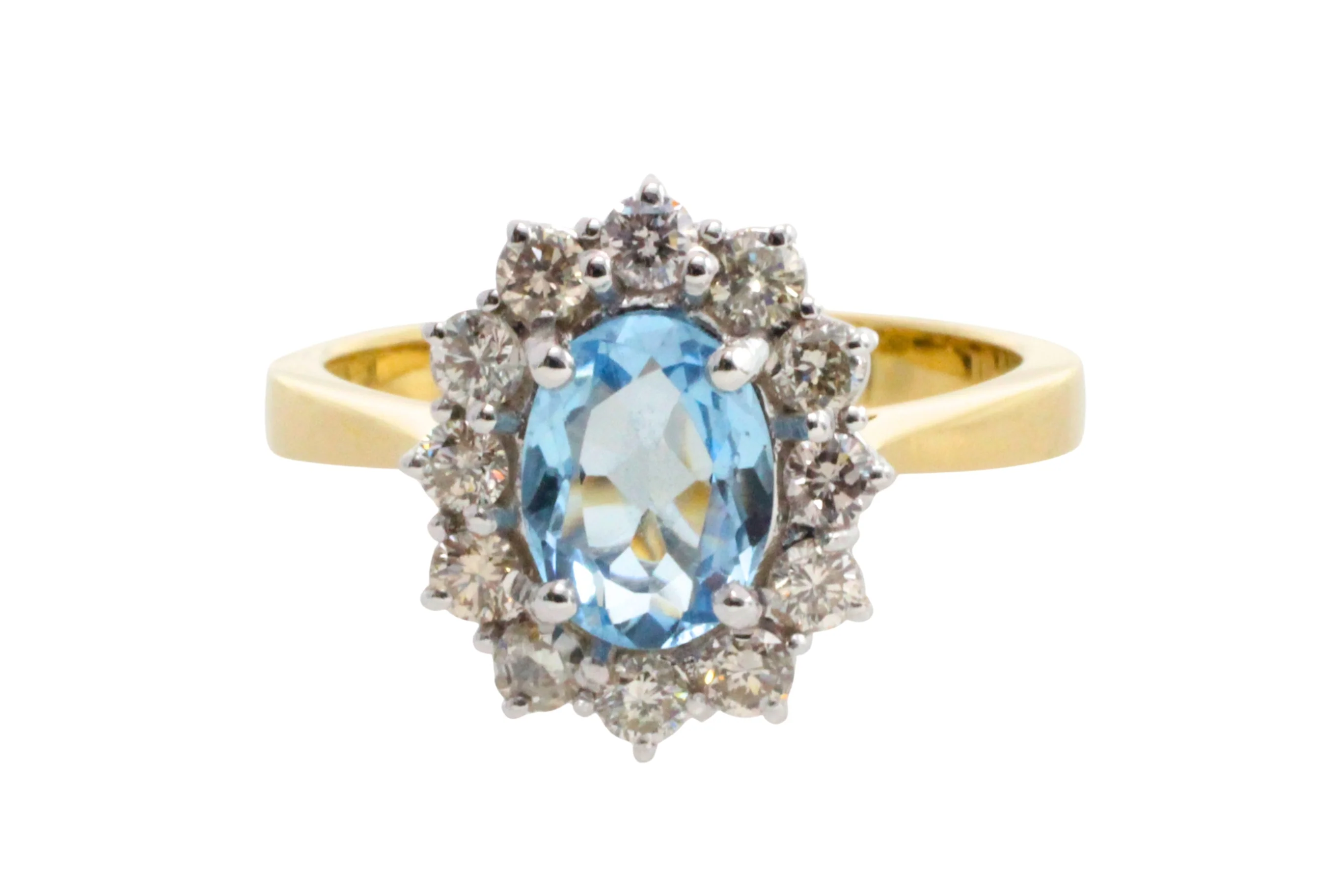 Aquamarine and diamond ring in 18 carat gold - Image 4