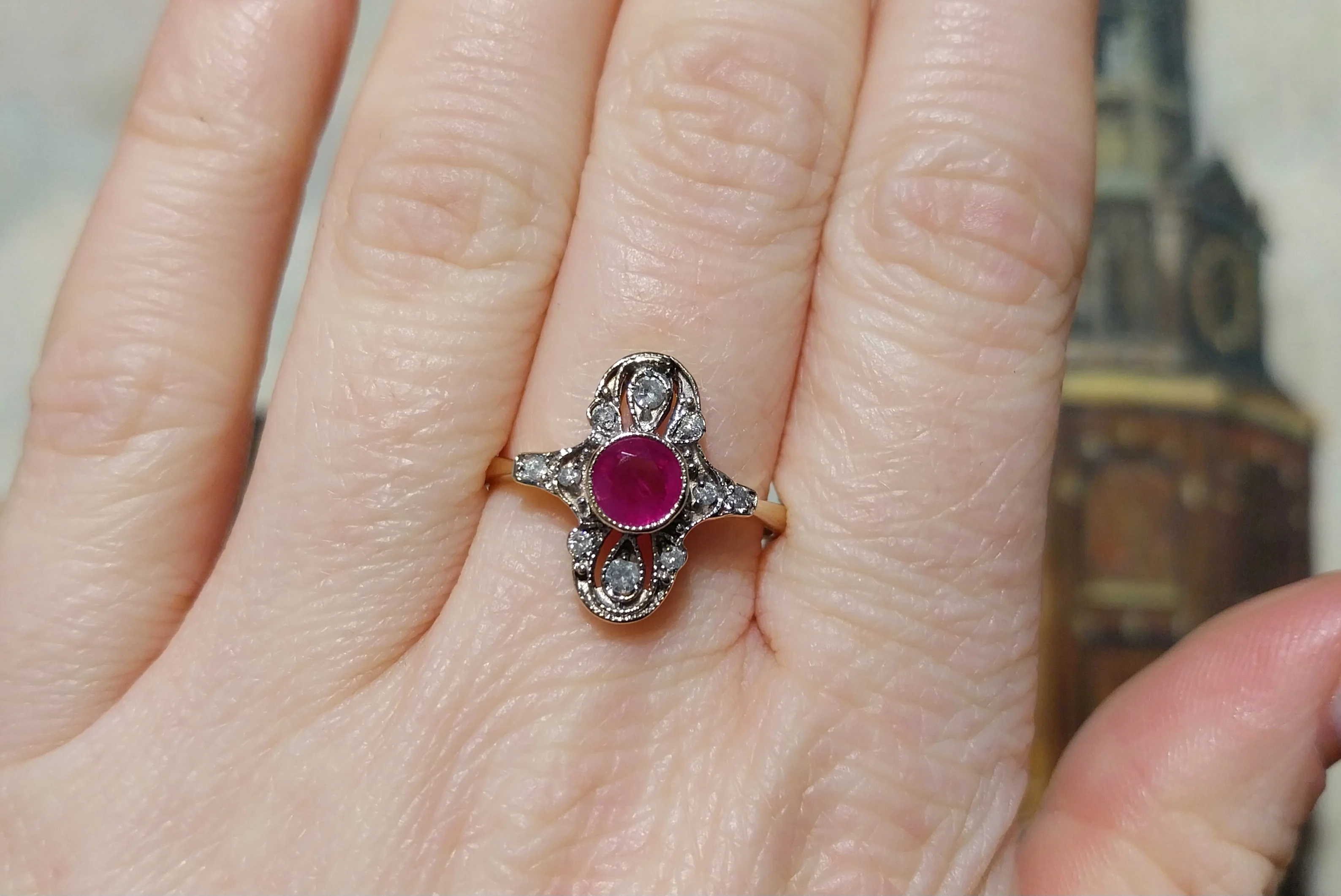 Art Deco ruby and diamond ring - Image 8