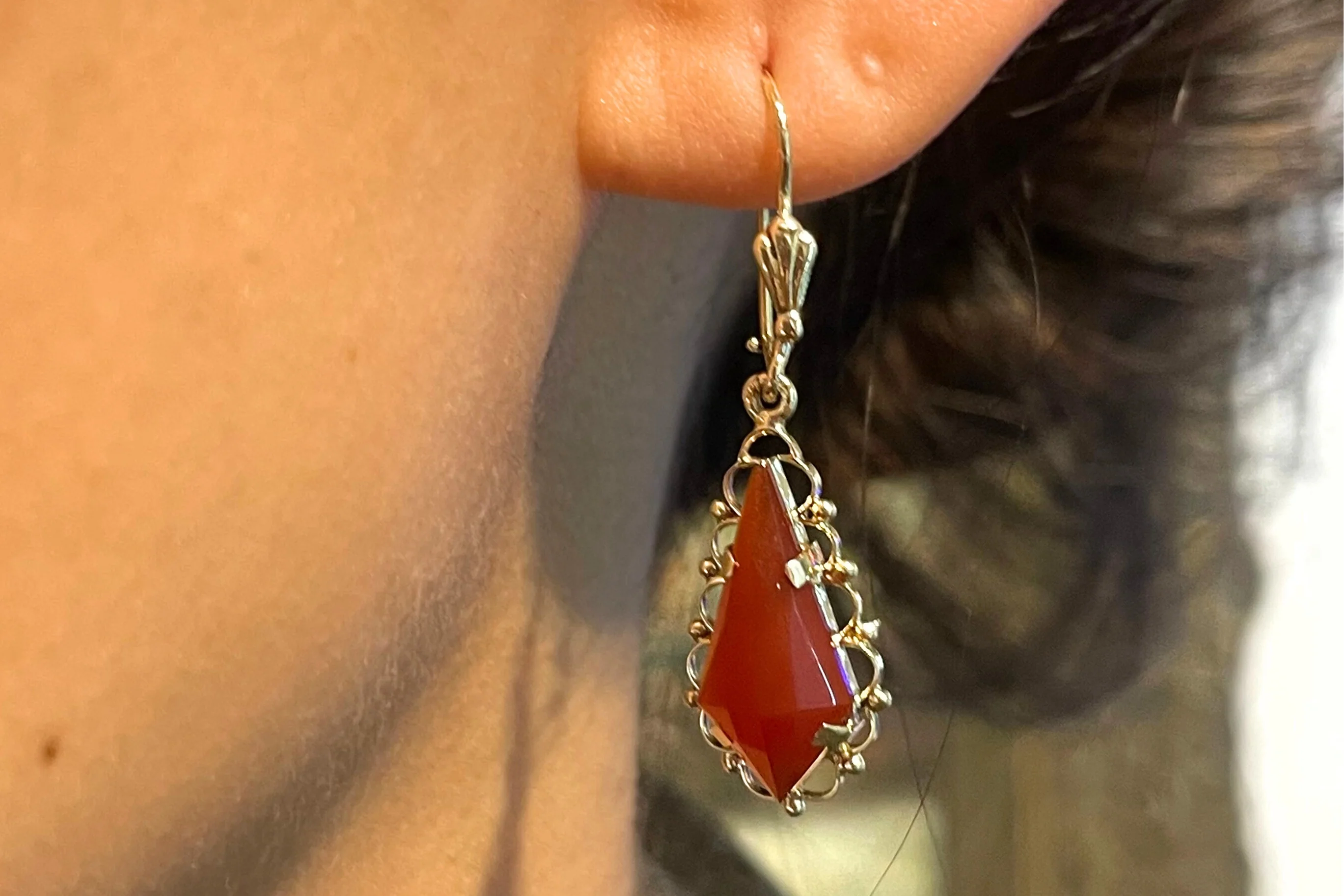 Carnelian pendant earrings in 14 carat gold - Image 5