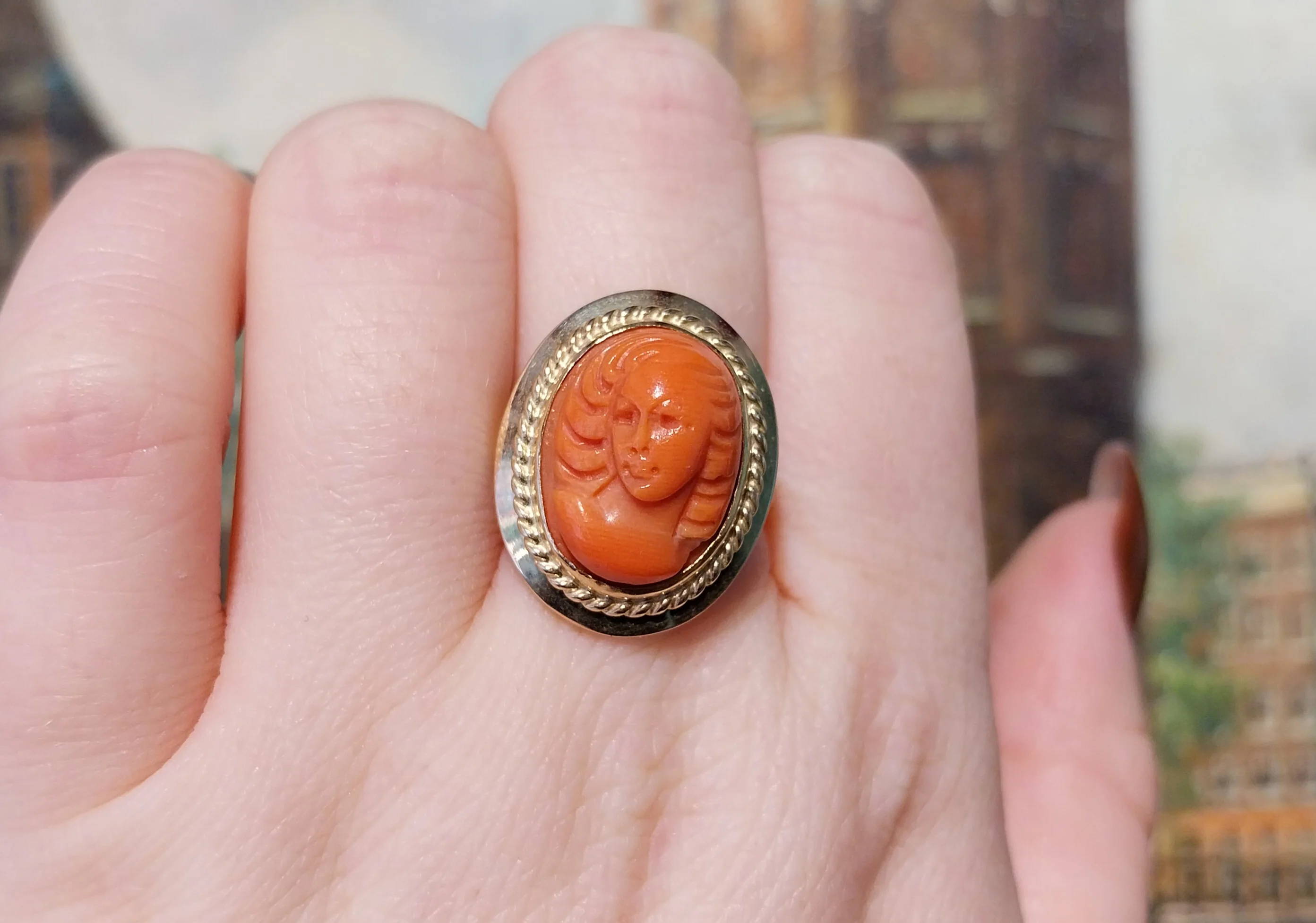 Coral cameo ring in 14 carat gold - Image 6