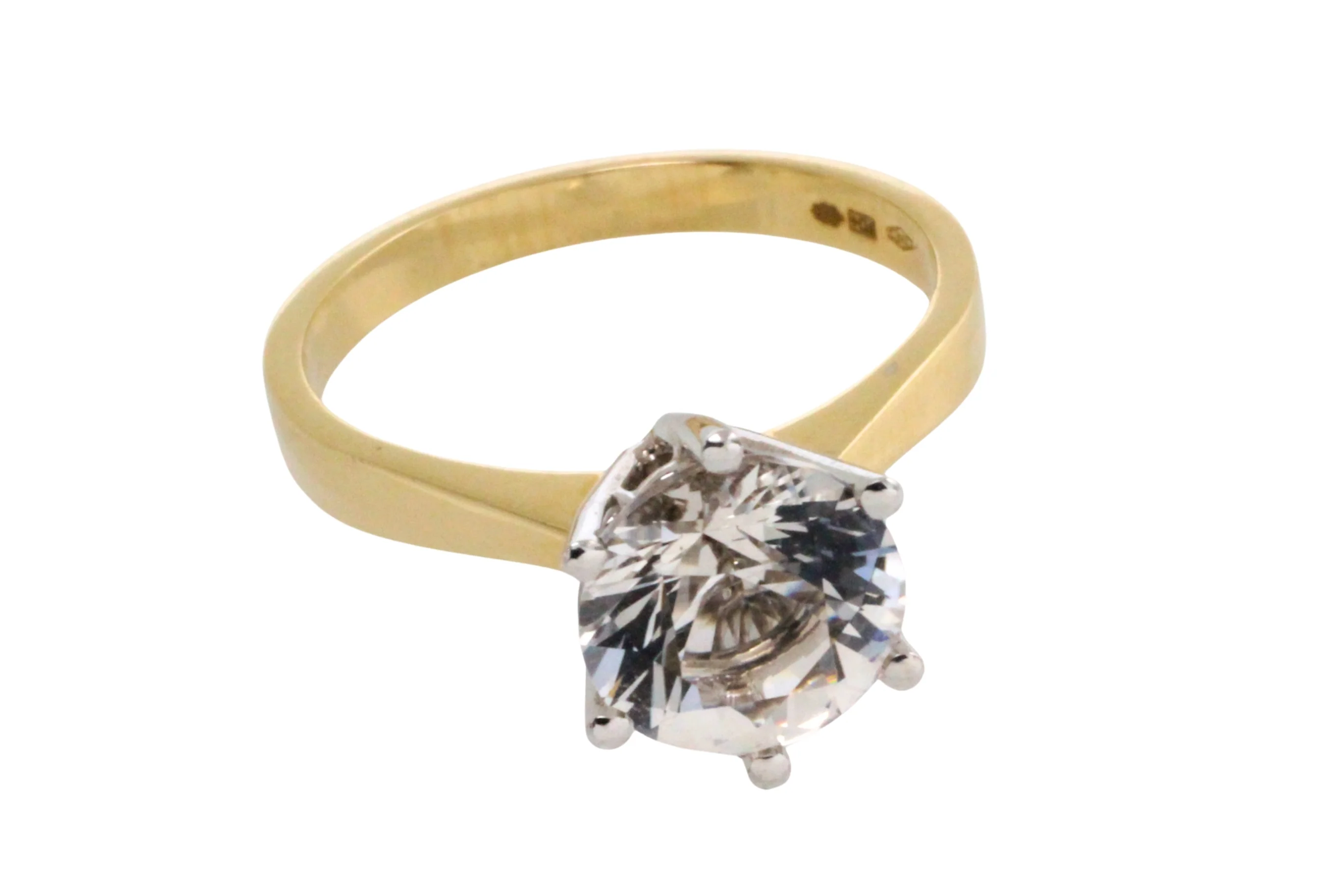 Gold solitaire ring with rock crystal stone - Image 6
