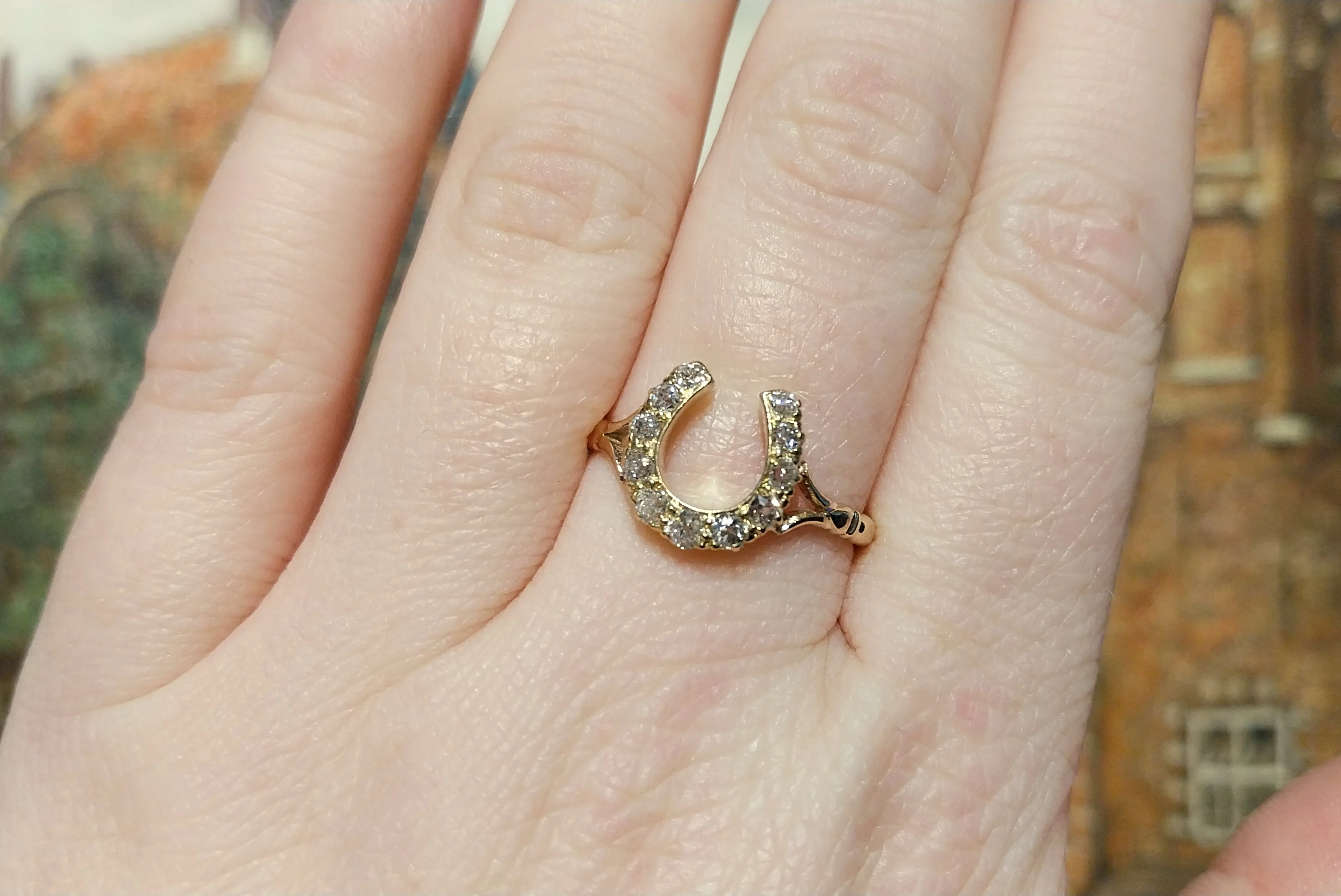 Old cut diamond horseshoe ring - Image 5
