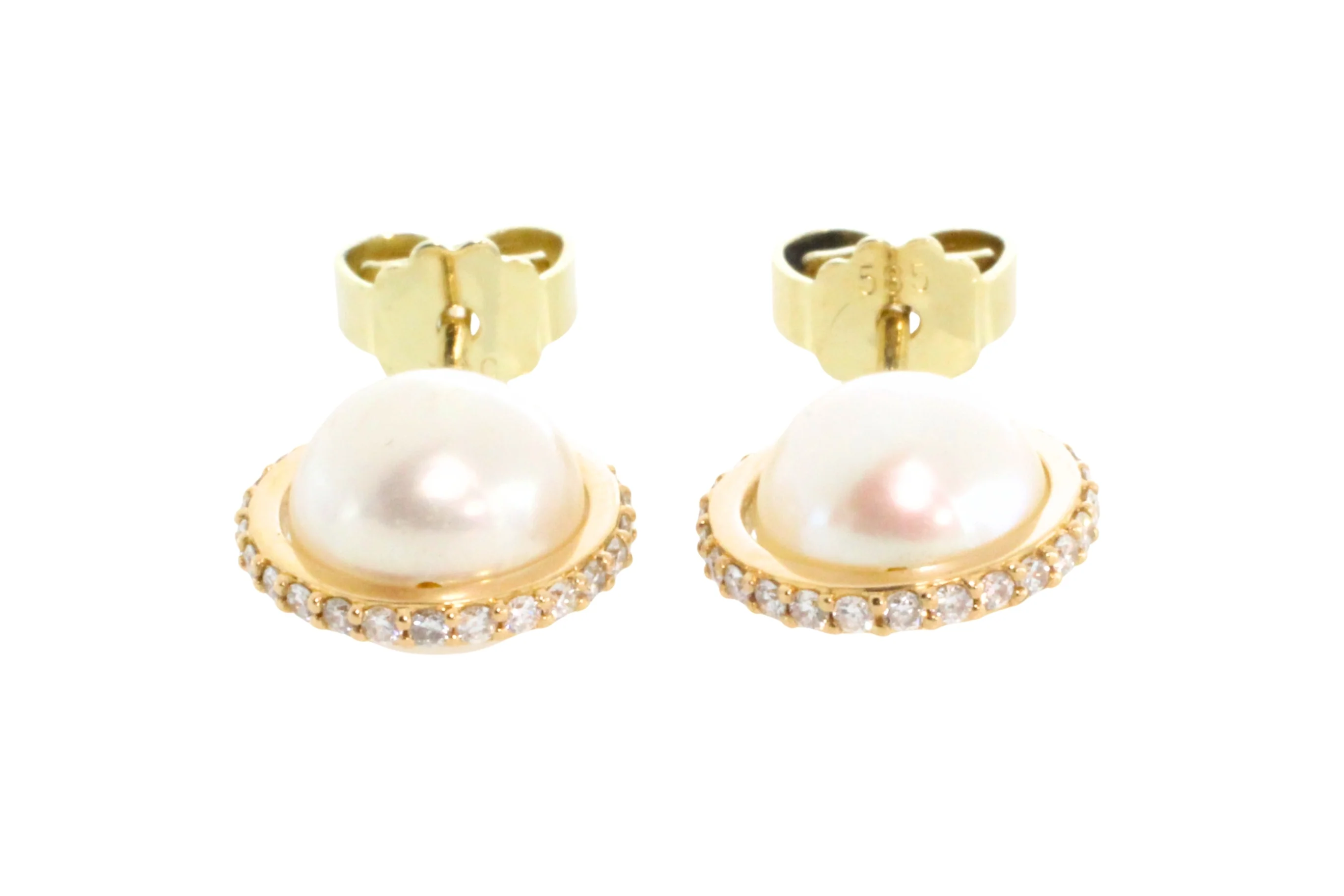 Pearl studs with diamond halos - Image 5