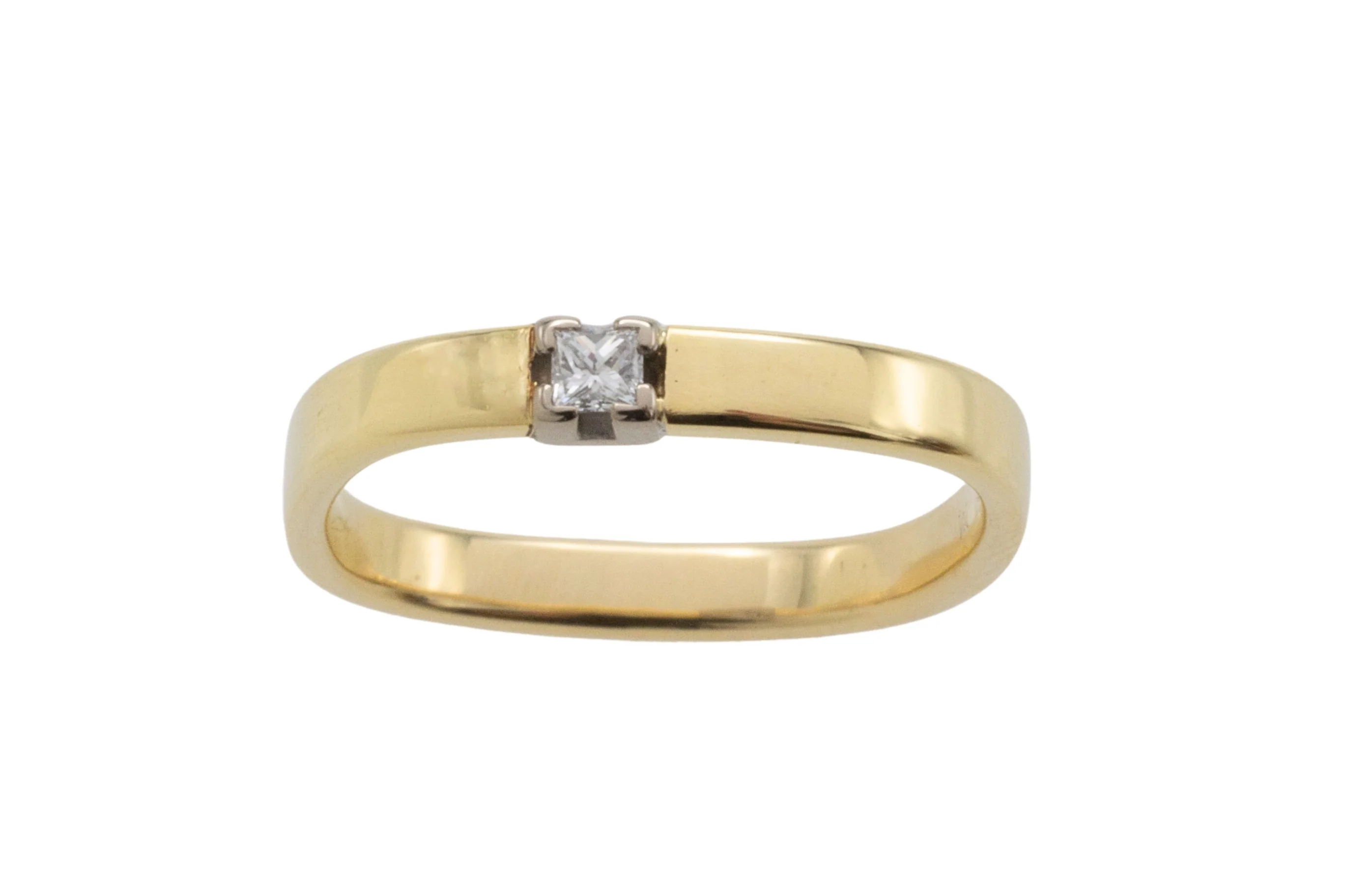 Princess cut diamond square shank ring - Image 3
