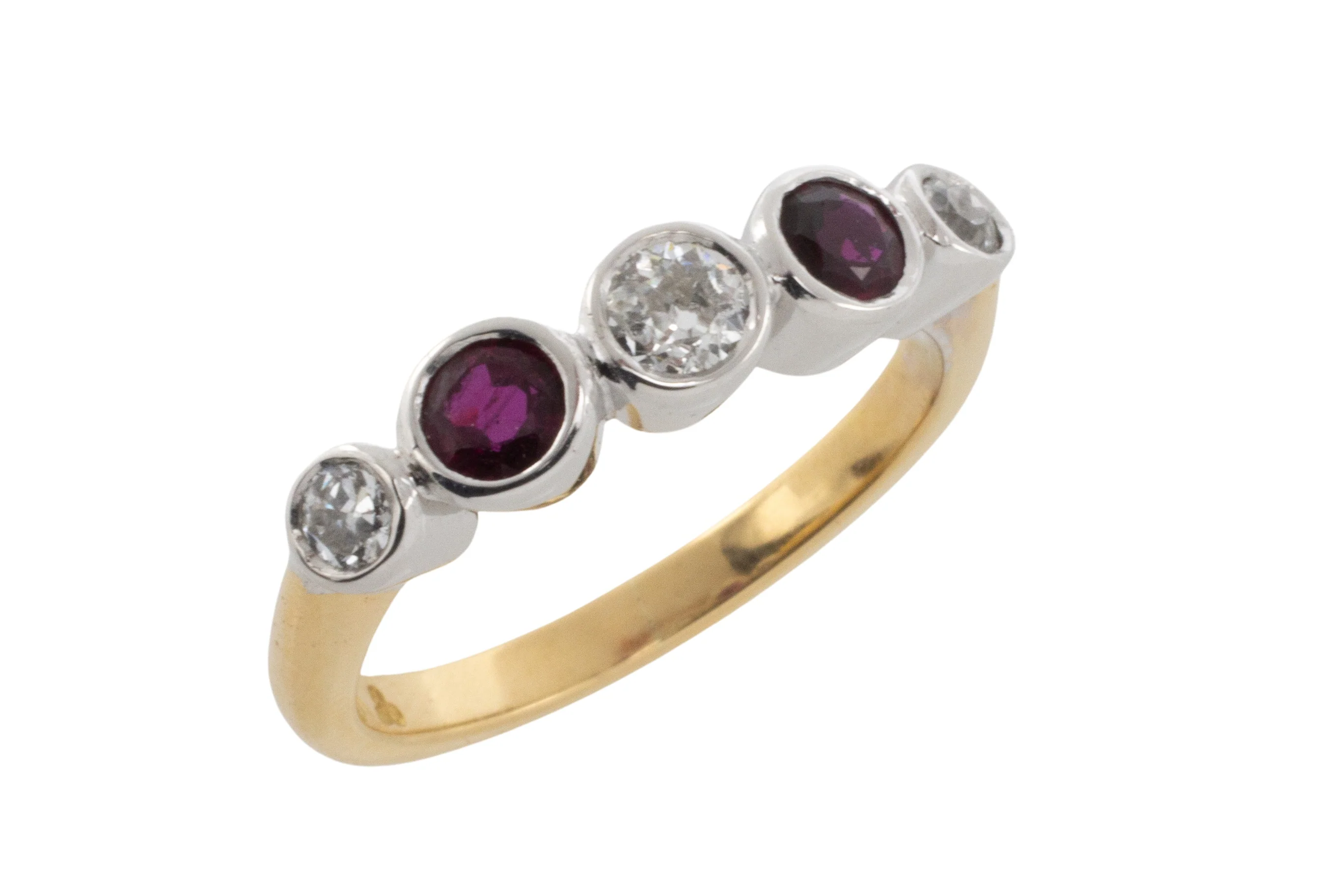 Ruby and diamond ring in 18 carat gold - Image 3