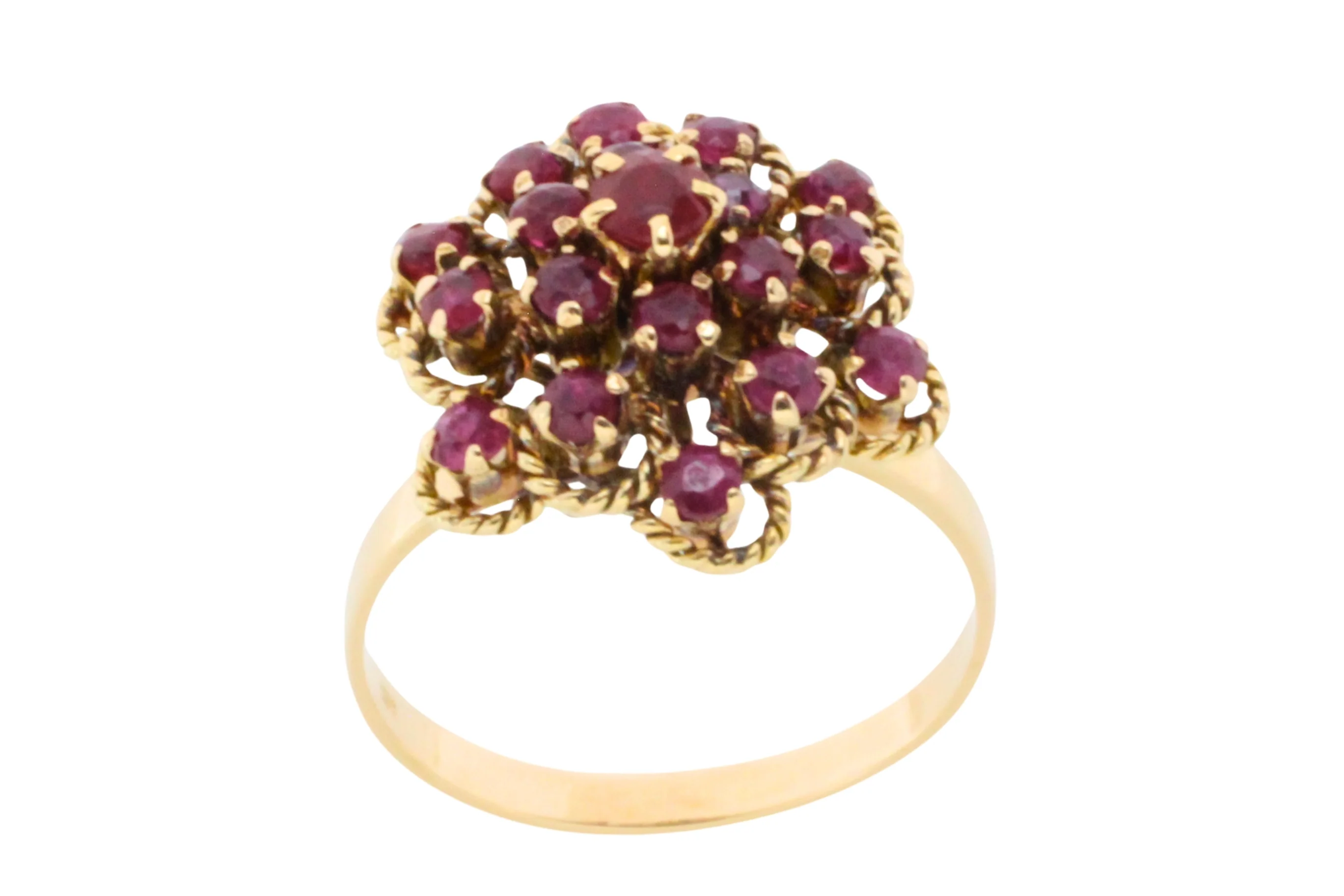 Ruby cluster ring in 18 carat gold - Image 4