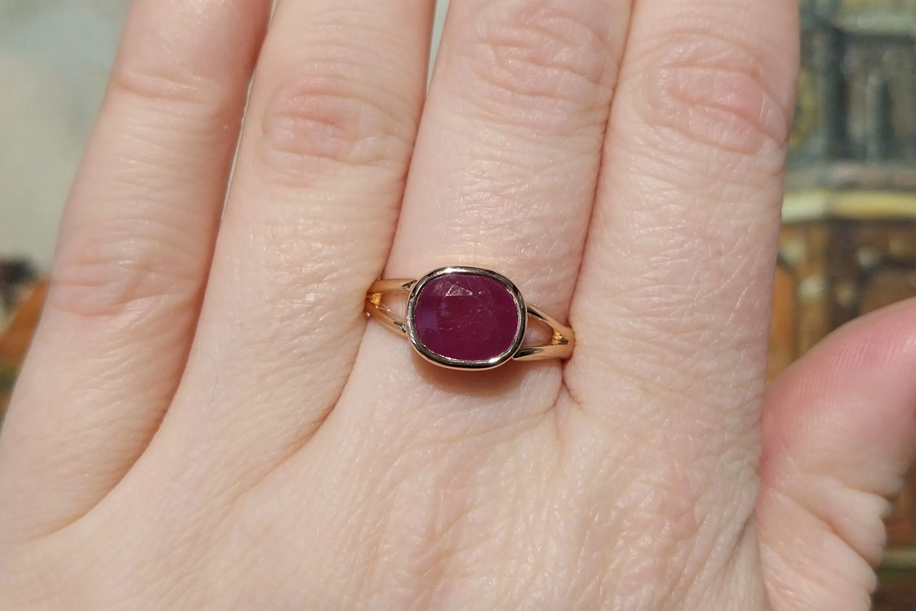 Ruby ring in 14 carat gold - Image 7
