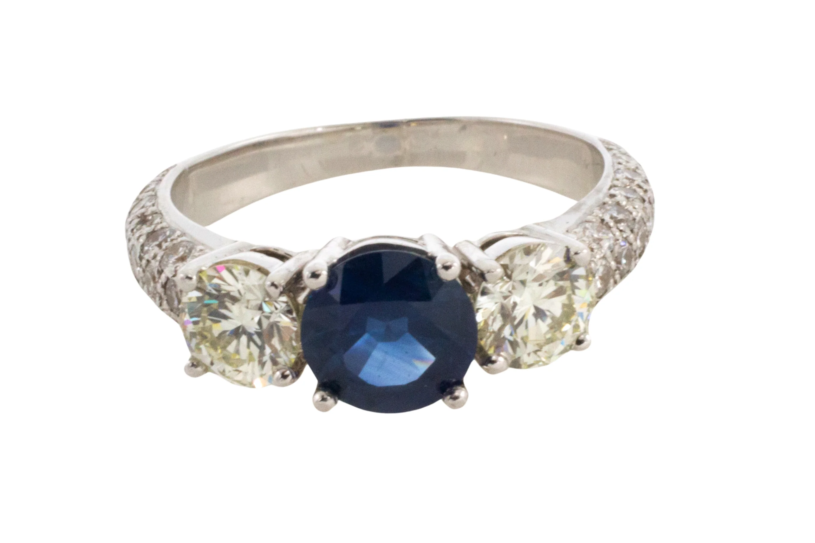 Sapphire and diamond ring in 18 carat white gold - Image 3