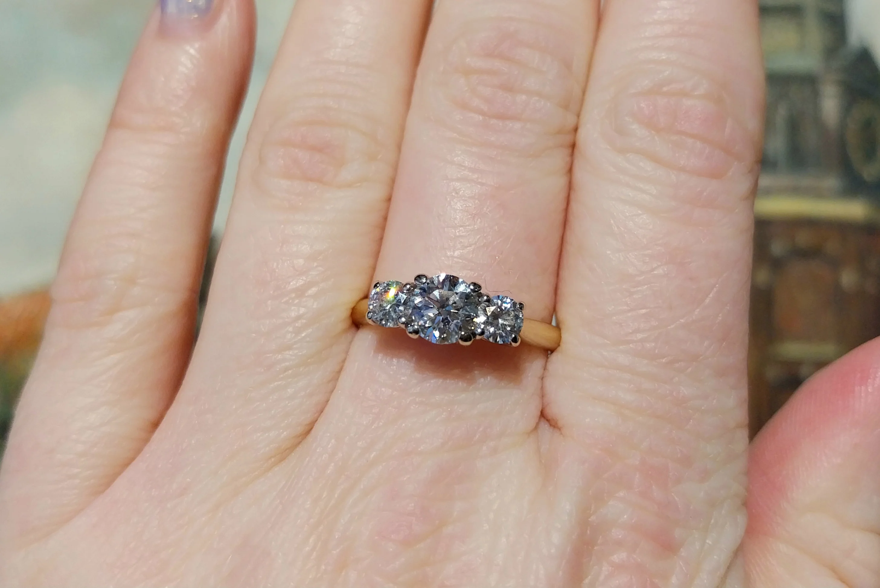 Three stone brilliant cut diamond ring - Image 7