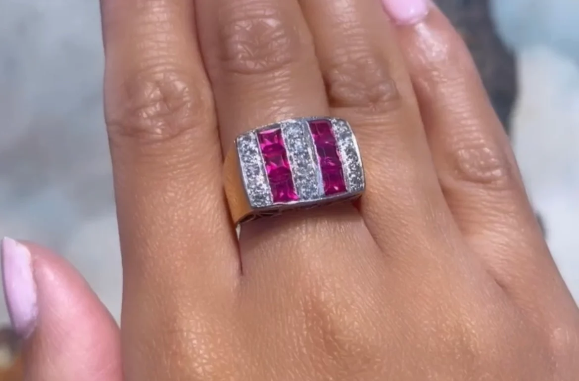 Vintage Art Deco style ring with synthetic rubies and diamonds - Image 6