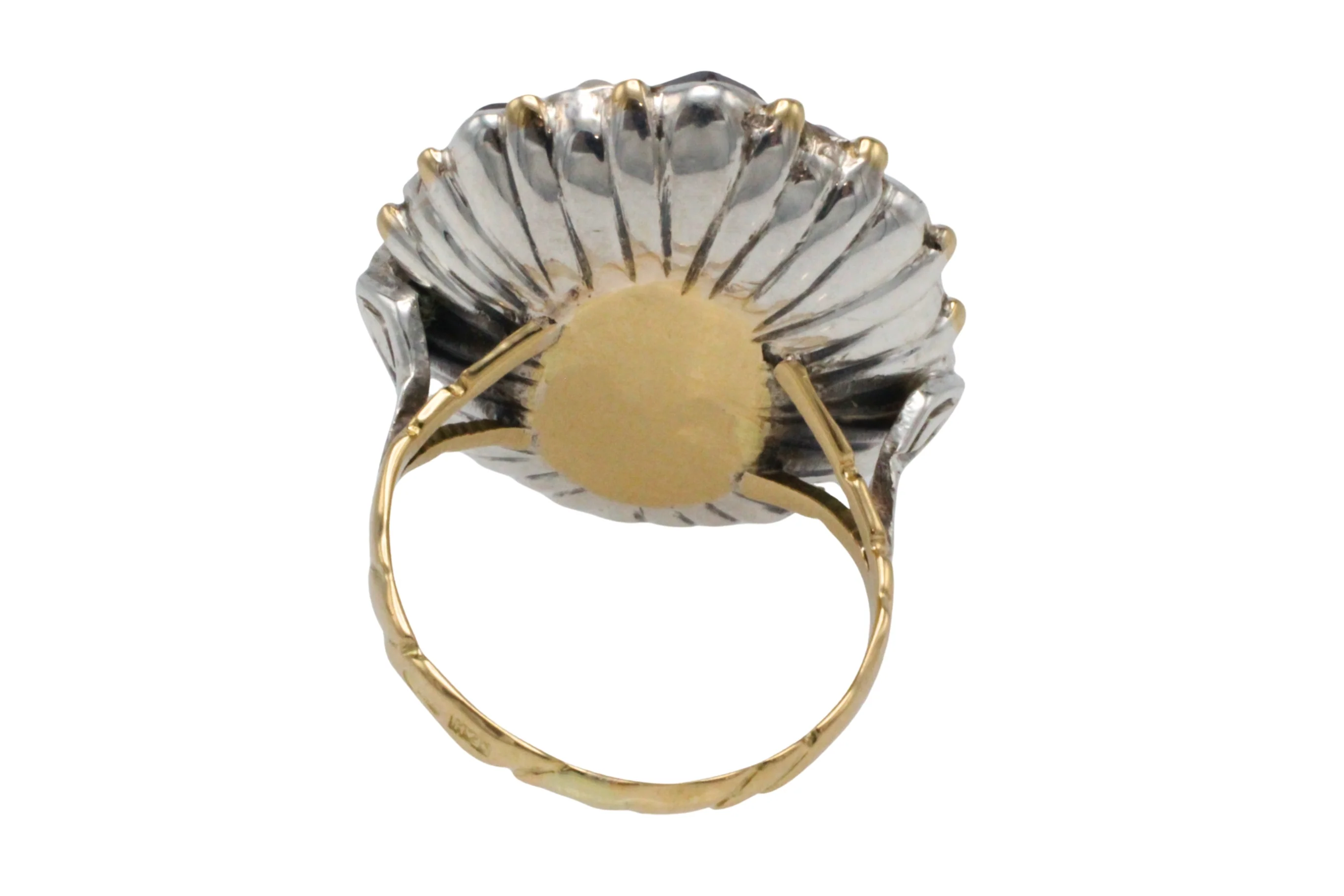 Vintage garnet and pearl ring in 14 carat gold and silver - Image 5