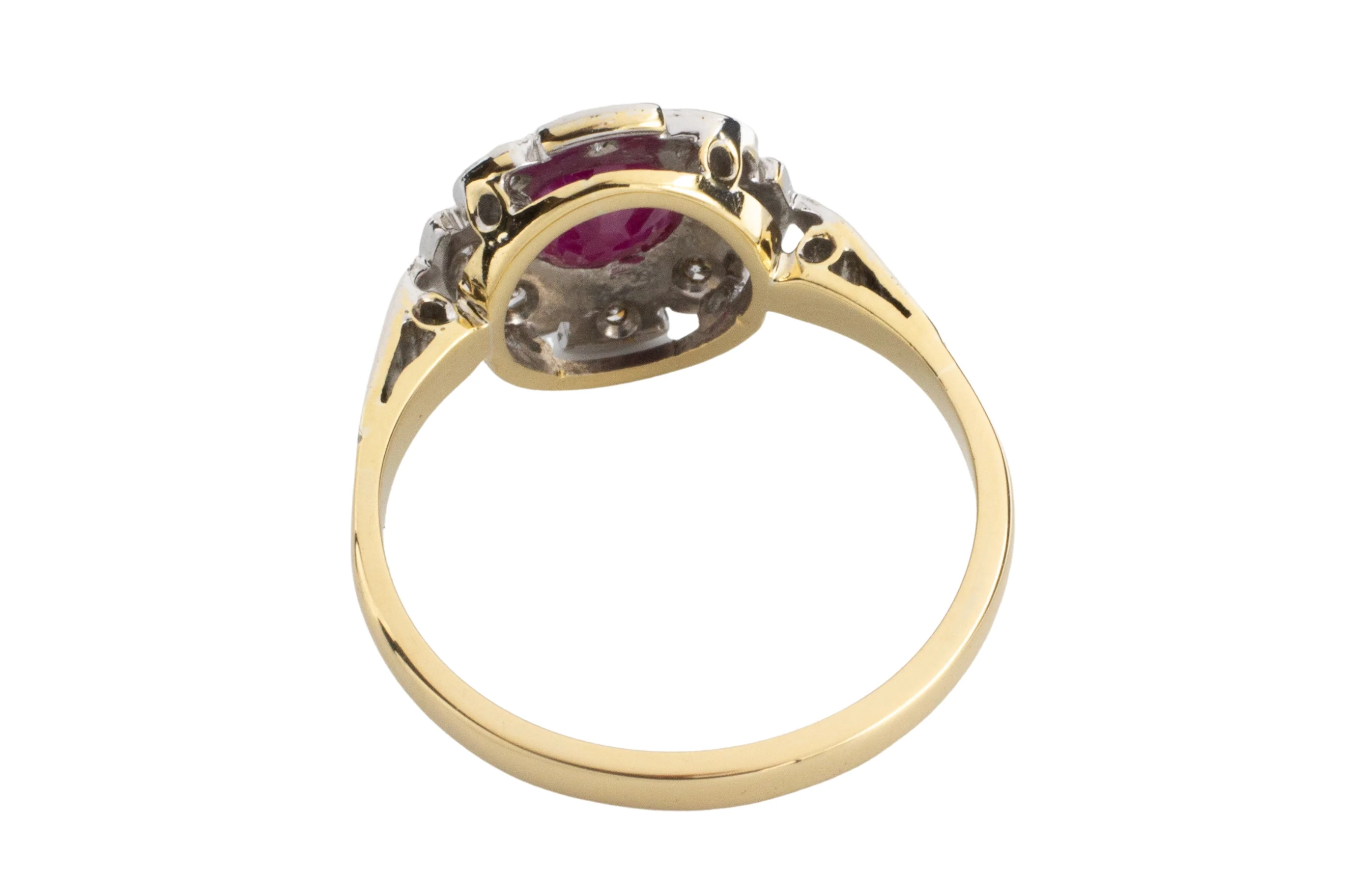 Vintage ruby and diamond ring in platinum and gold - Image 5