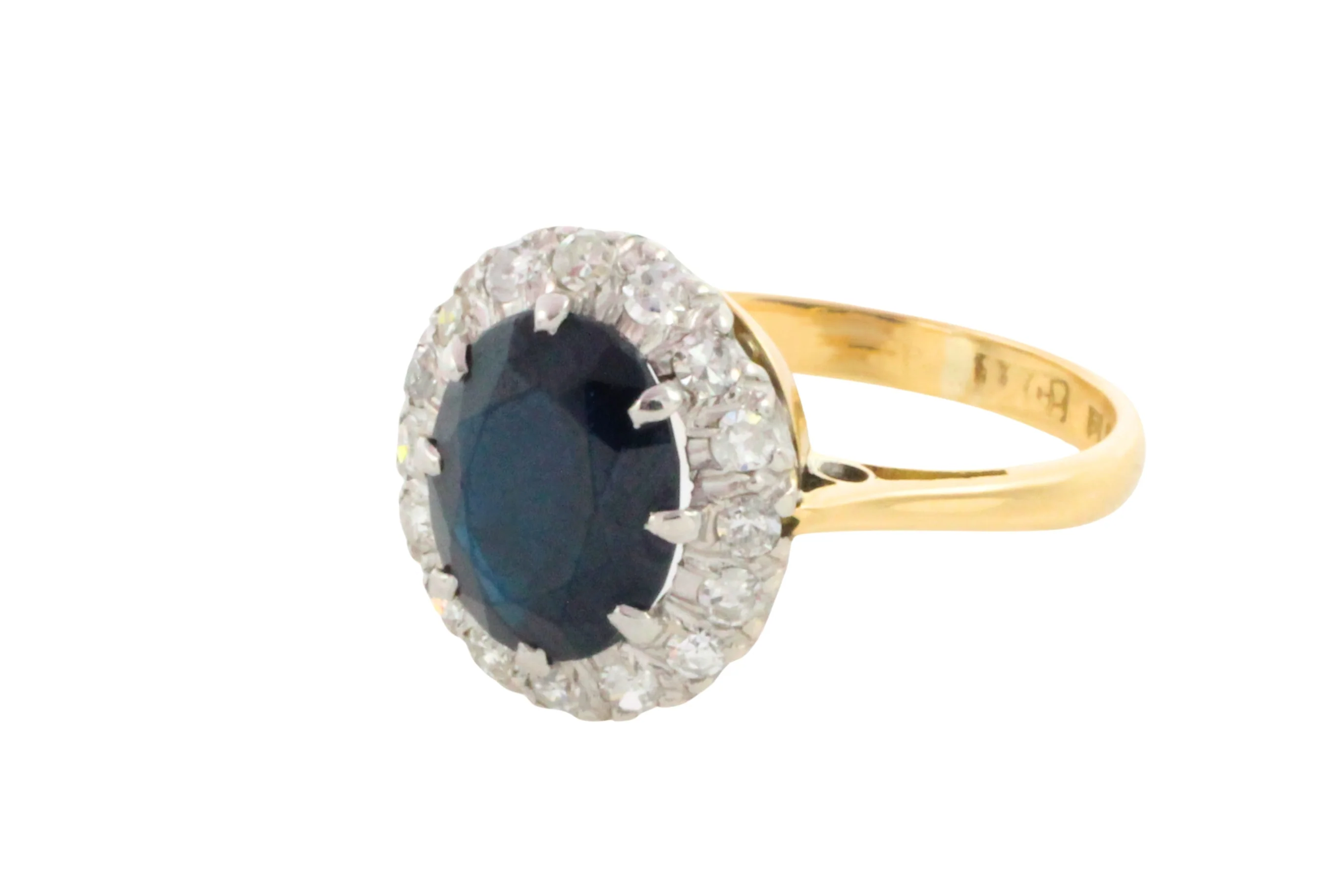 Vintage sapphire and diamond cluster ring - Image 6