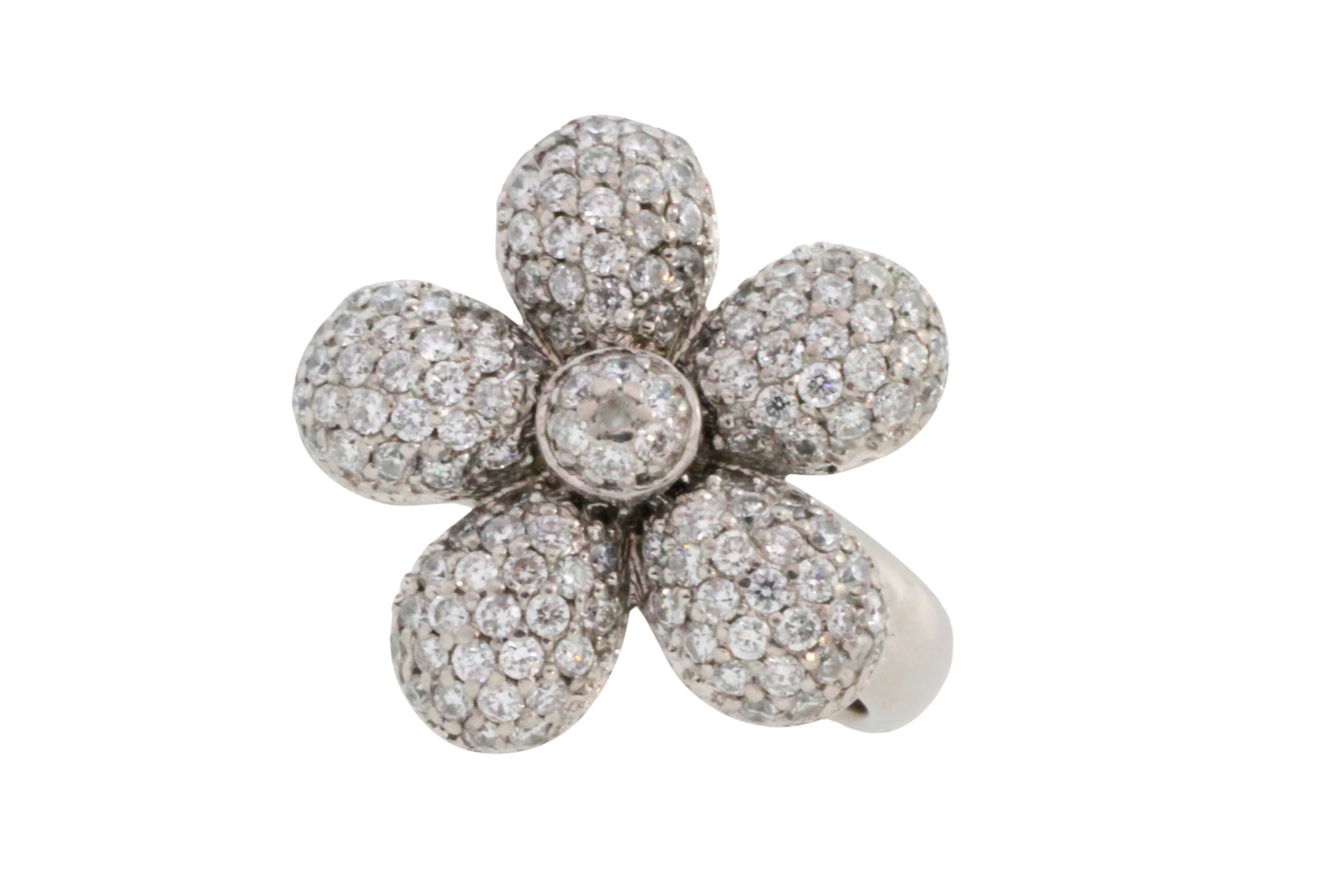White gold flower ring with diamonds - Image 2