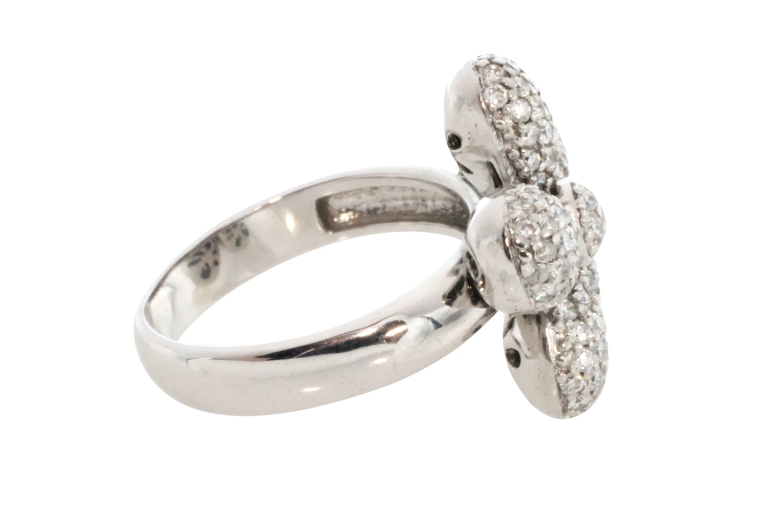 White gold flower ring with diamonds - Image 4
